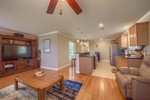 Yellow Rose CL 2459 home image 18